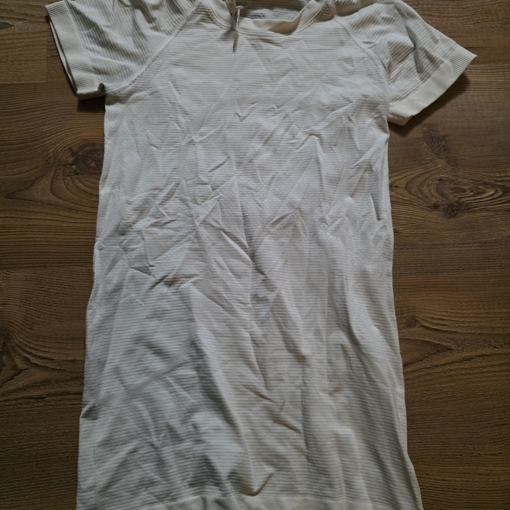 Lululemon White Swiftly
